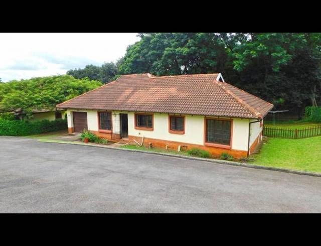 3 BEDROOM TOWNHOUSE FOR SALE IN LINCOLN MEADE